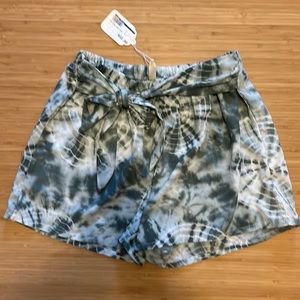 Dressier style shorts